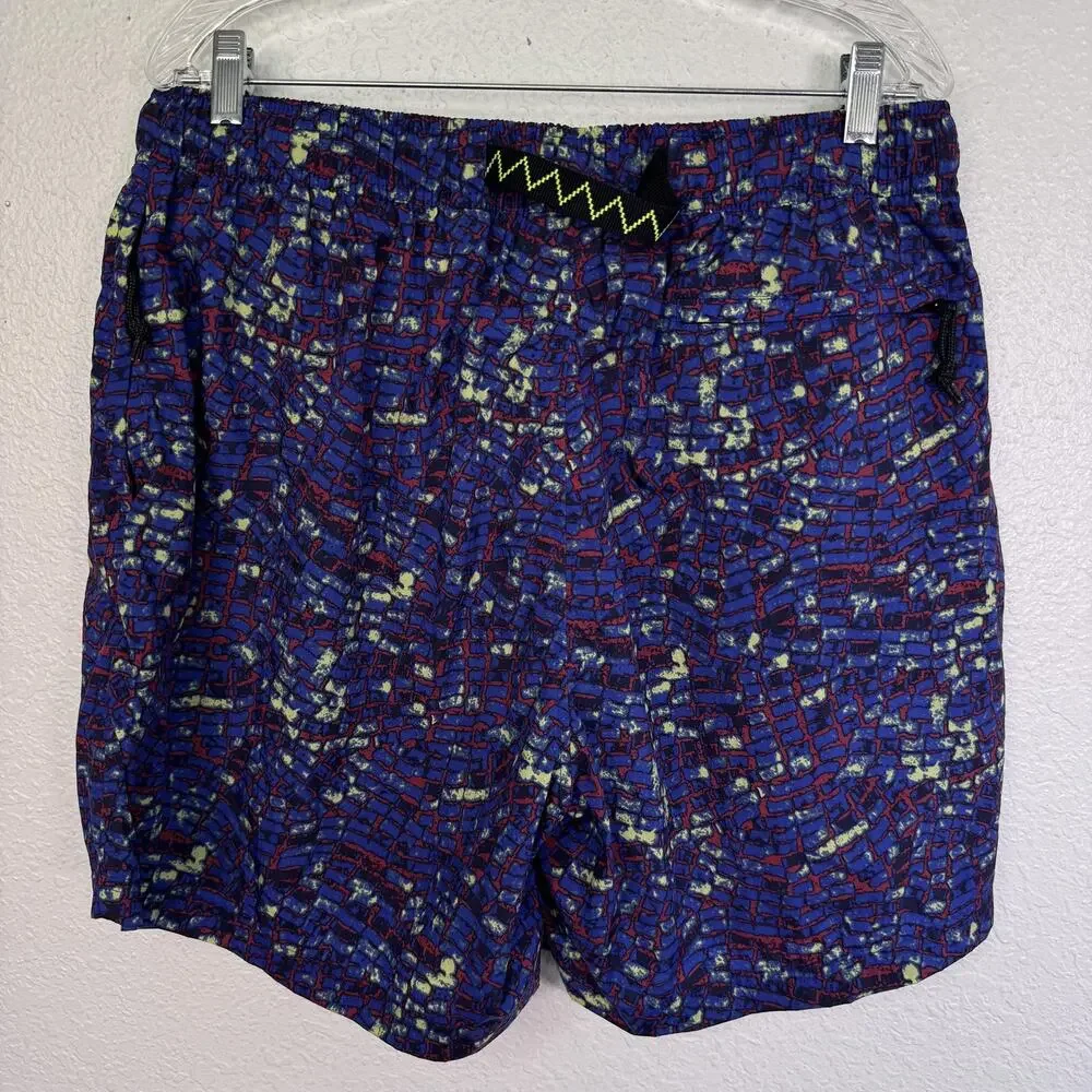 Nike ACG Shorts Mens Large Geo Print Hiking Athletic Outdoors Adjustable Belt